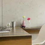 팩토리 호텔
