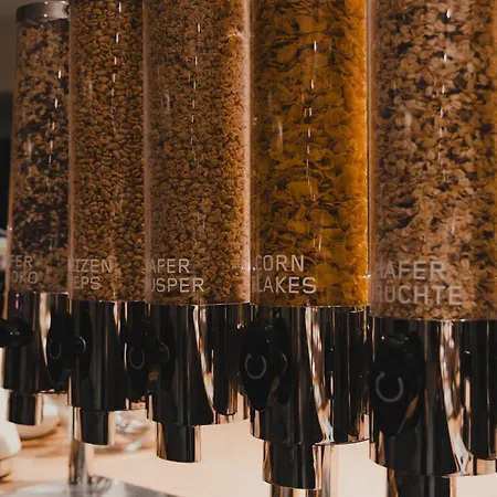 מלון Factory מונסטר