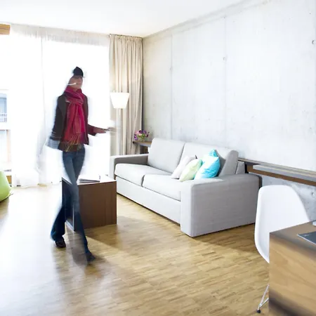 מלון Factory מונסטר