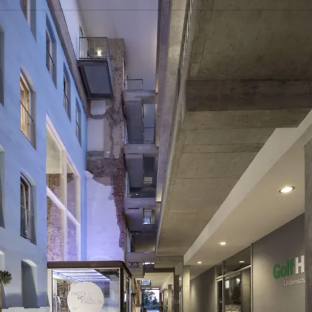 Factory מונסטר