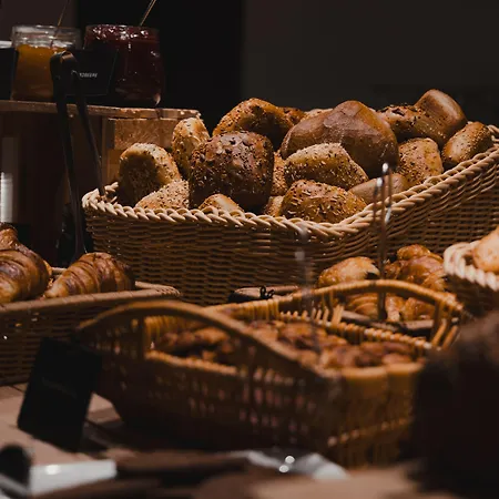 מלון Factory מונסטר