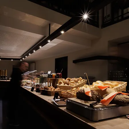 Factory 4* מונסטר